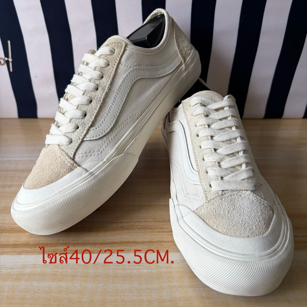 แวน Decon มือสอง ไซส์40/25.5CM.