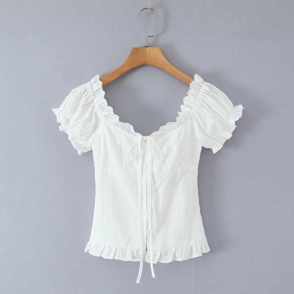 Molly Lady เสื้อคอกว้างปาดใหล่ ผ้าฝ้ายทอลาย ตะขอหน้าพร้อมเชือกผูกแต่งลูกไม้ Gypsophila Top