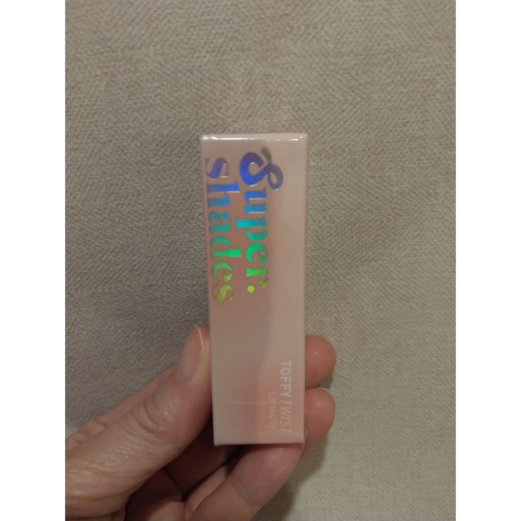 SUPERSHADES TOFFY TWIST LIP MATTE #07 RAZZ BERRY ซุปเปอร์เฉด ทวืส ลิปแมท 2 ml.