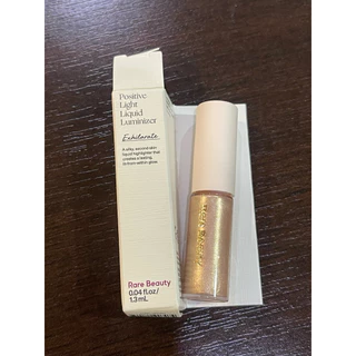 ⚡️ส่งทันที⚡️ Exp 5/2028 Rare Beauty Positive Light Liquid Luminizer 1.3 ml. sizeจิ๋ว สี Exhilarate