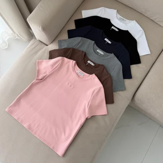 SISSY : เสื้อยืดคอกลมแขนสั้น (S–L) ทรงเบสิคปักโลโก้มินิมอล ใส่สบาย ใส่ได้ทุกวัน