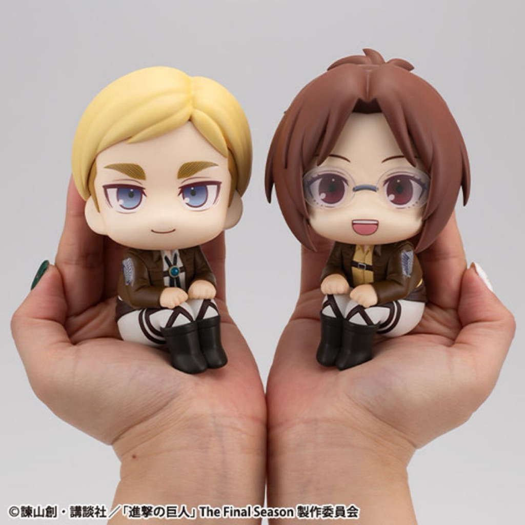 Lookup: Attack on Titan - Erwin Smith & Hange Zoe