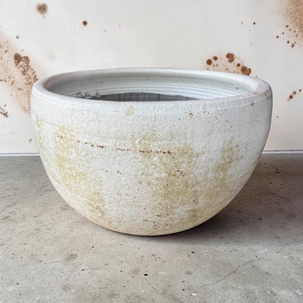 Flowerpot กระถางดินเผาทรงถ้วยกลม ก้นกระถางไม่มีรู ใส่น้ำได้ สีวินเทจสไตล์ ขนาด 33 x 20 cm.