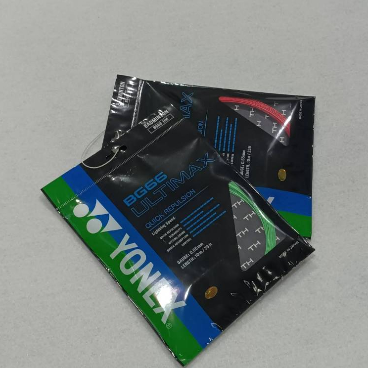เอ็นYonex BG66 Ultimax เป็นเอ็นแบดมินตันขนาดเล็ก 0.65 มม