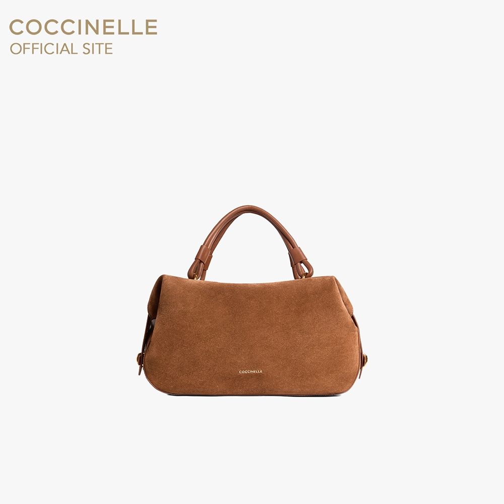 COCCINELLE กระเป๋าสะพายไหล่ผู้หญิง รุ่น LIZZIE HANDBAG 180201 สี COGNAC/COGNAC