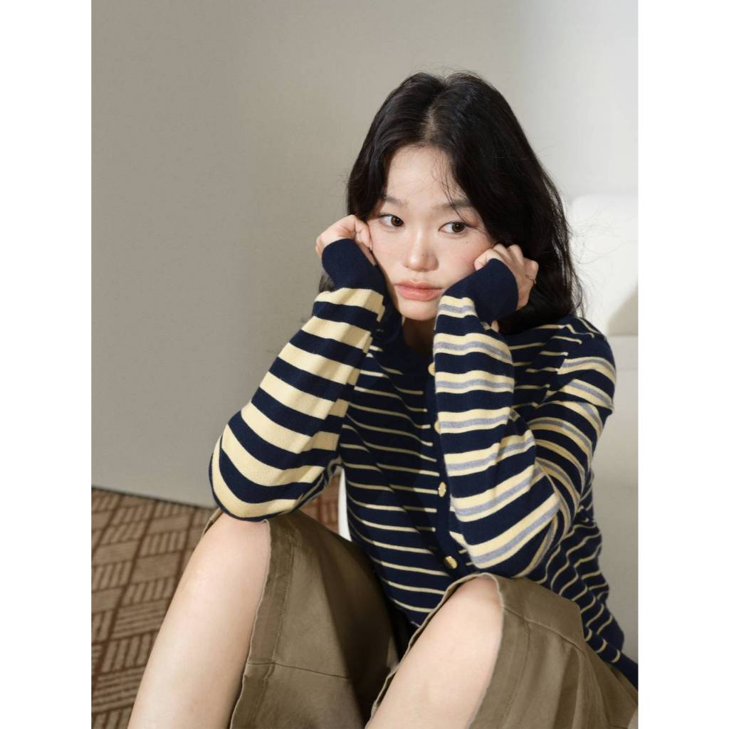 [Preorder] KUOSE : Striped Knit Cardigan