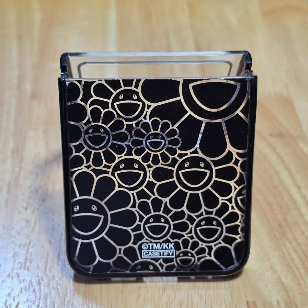 [ส่งต่อเคสมือ2] CASETiFY x Takashi Murakami ของแท้ | Samsung Z Flip 6