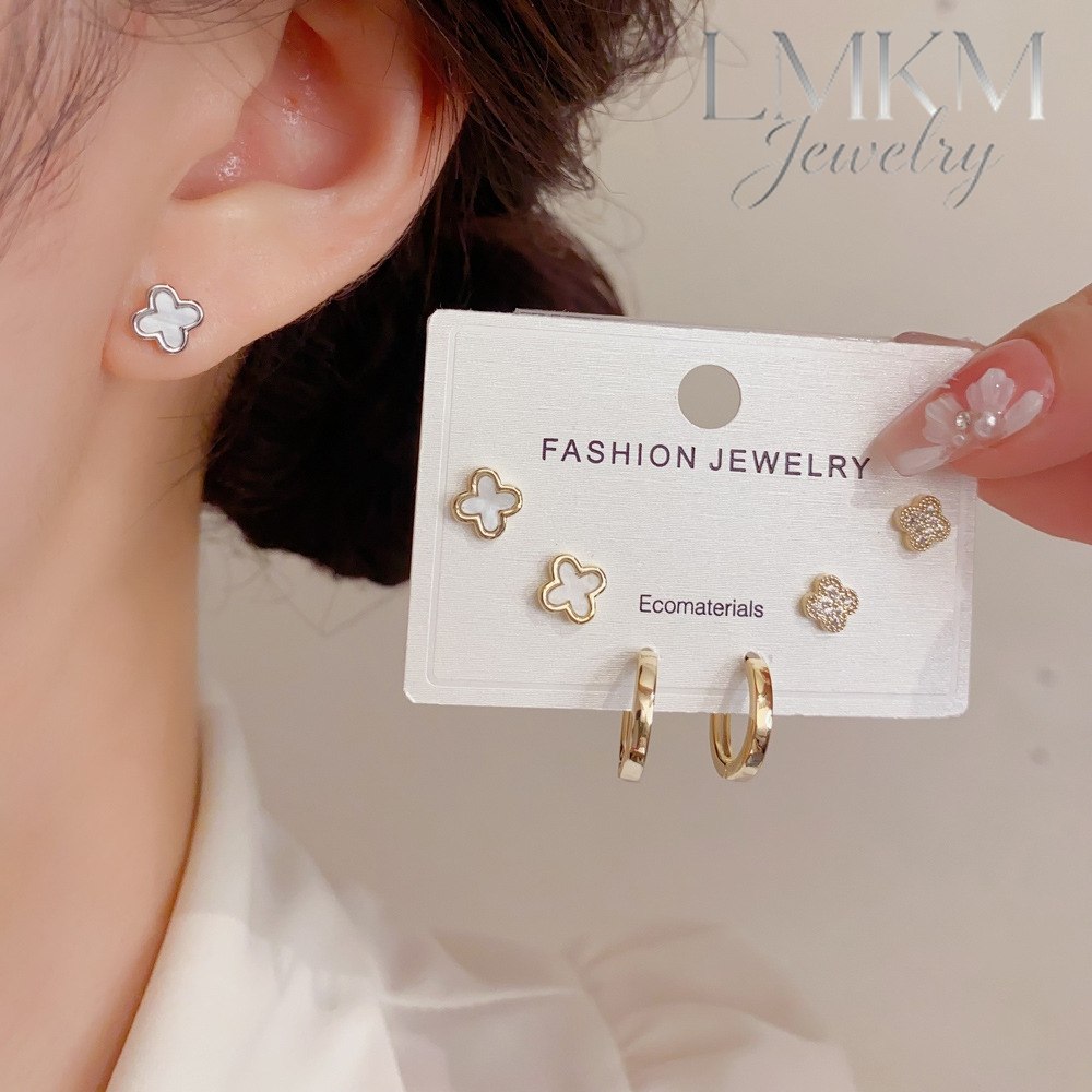 ต่างหูใบโคลเวอร์สี่แฉก S925 เซ็ต 3 คู่ สำหรับผู้หญิง ดีไซน์มินิมอล พร้อมกล่องของขวัญ พร้อมส่งจากไทยJ-660