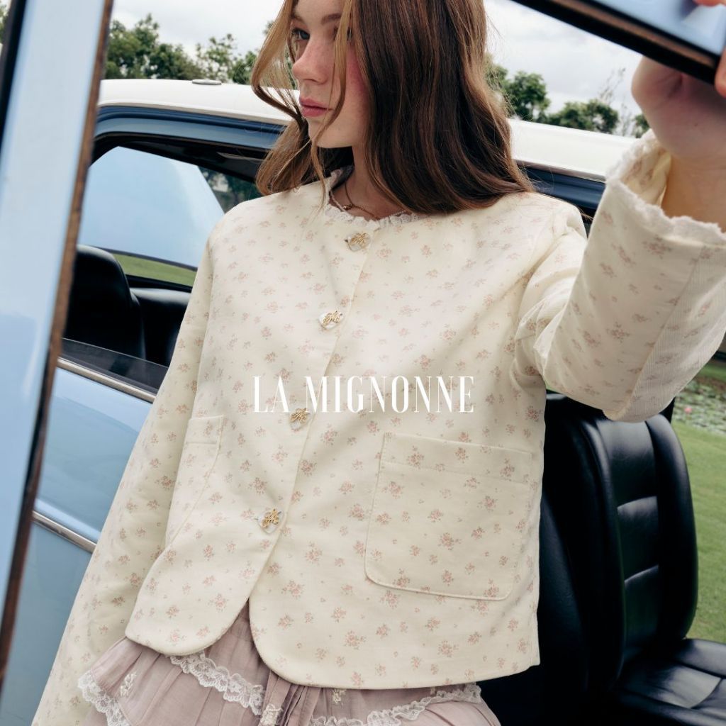 La Mignonne (S-XL) Frankie Anne Blazer เบลเซอร์ตัวนี้คือไอเทมสุด ใส่ทับเดรสก็น่ารัก ใส่กับยีนส์ก็คูล