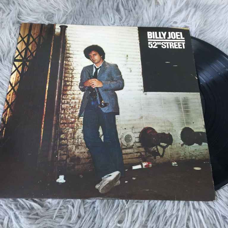 Billy Joel – 52nd Street ขนาด 12 นิ้ว LP G111