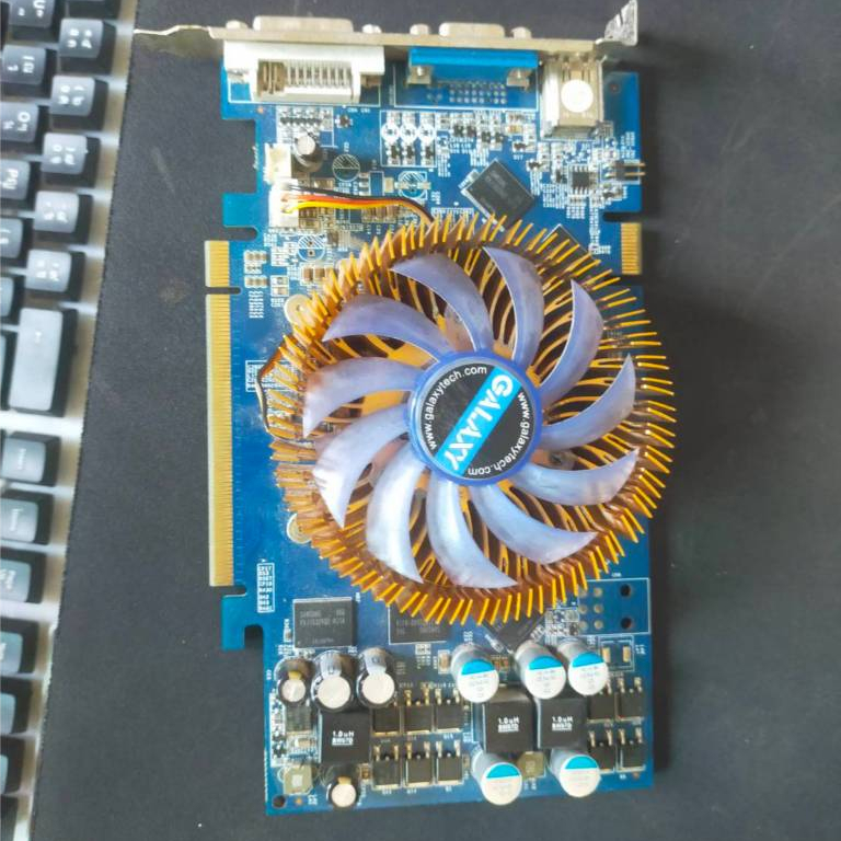 การ์ดจอ GALAX (Galaxy) ความจุ 1 GB รุ่นเก่าอย่าง GT610 หรือ G210