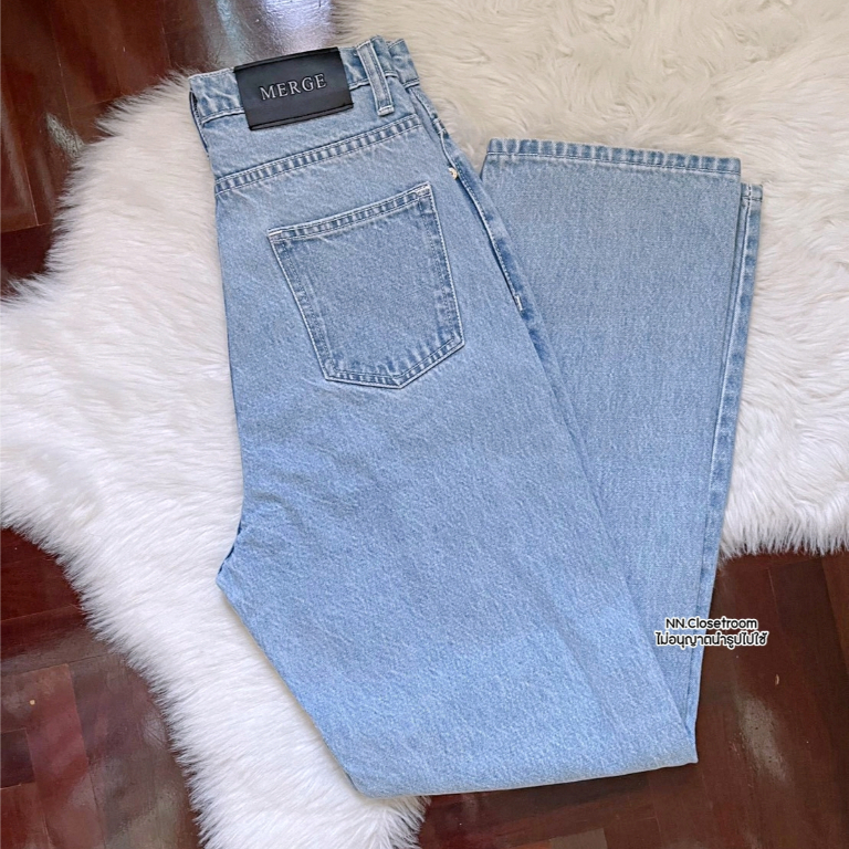 ส่งต่อ กางเกงยีนส์ Merge / Signature Jeans 01