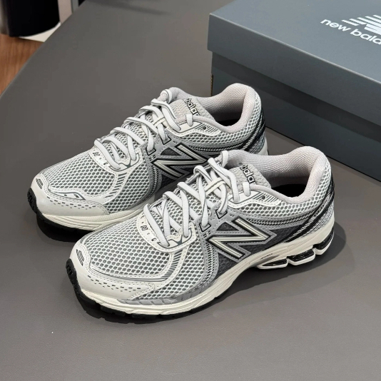 ของแท้ 100%New Balance NB 860 v2 White Grey