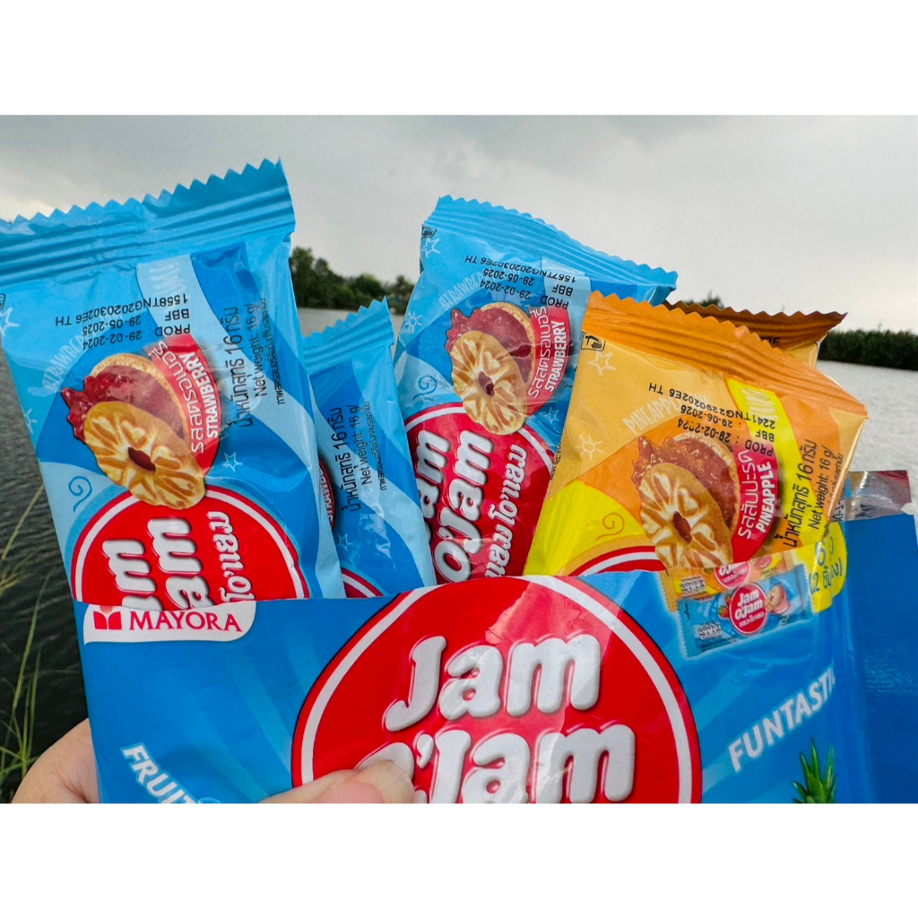 Jam O'Jam Double Fun แยมโอแยม ดับเบิ้ลฟัน คุกกี้บิสกิตสอดไส้แยมผลไม้ รสสตรอเบอร์รี่และสับปะรดแท้ๆ (น