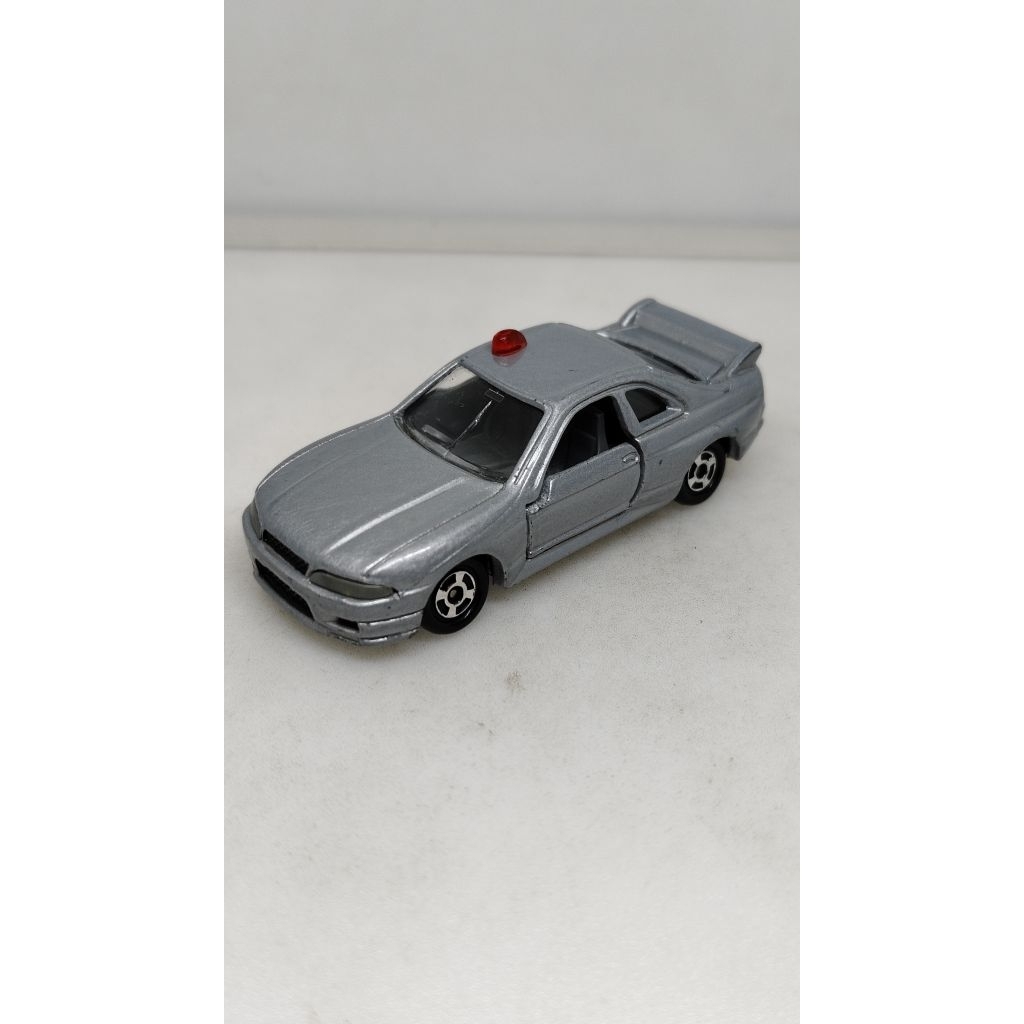 🔵🔵UN01 โมเดลรถเหล็ก TOMICA NISSAN SKYLINE GT-R R33