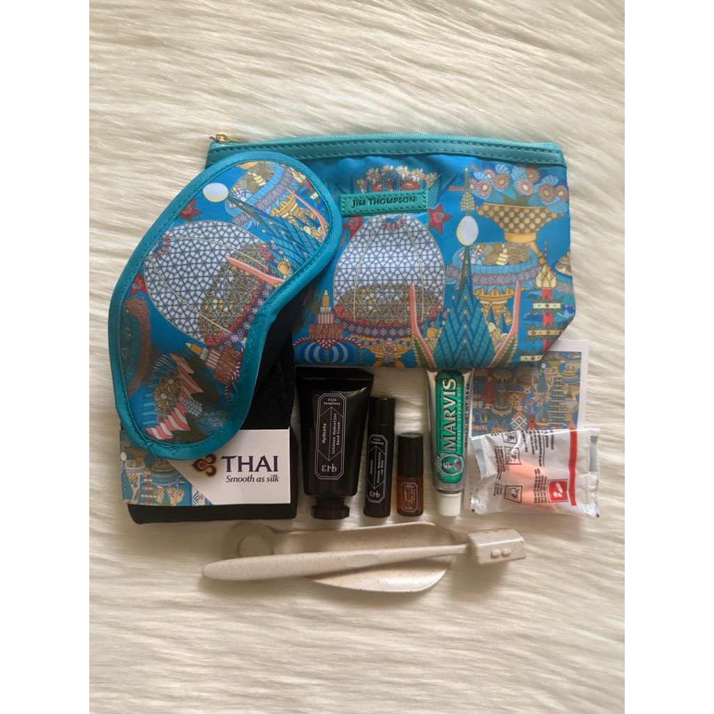 Amenities Kit จากการบินไทย สำหรับชั้น Bissiness class