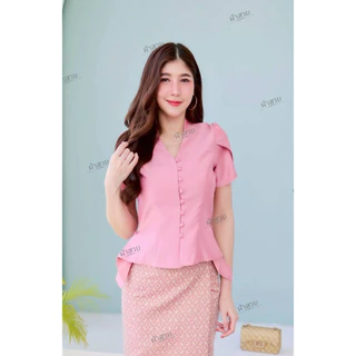 เสื้อไหมสี่เส้น คอวีแต่งชาย อัดผ้ากาว (เฉพาะเสื้อ) ผ้าไทยสไตล์โมเดิร์น￼