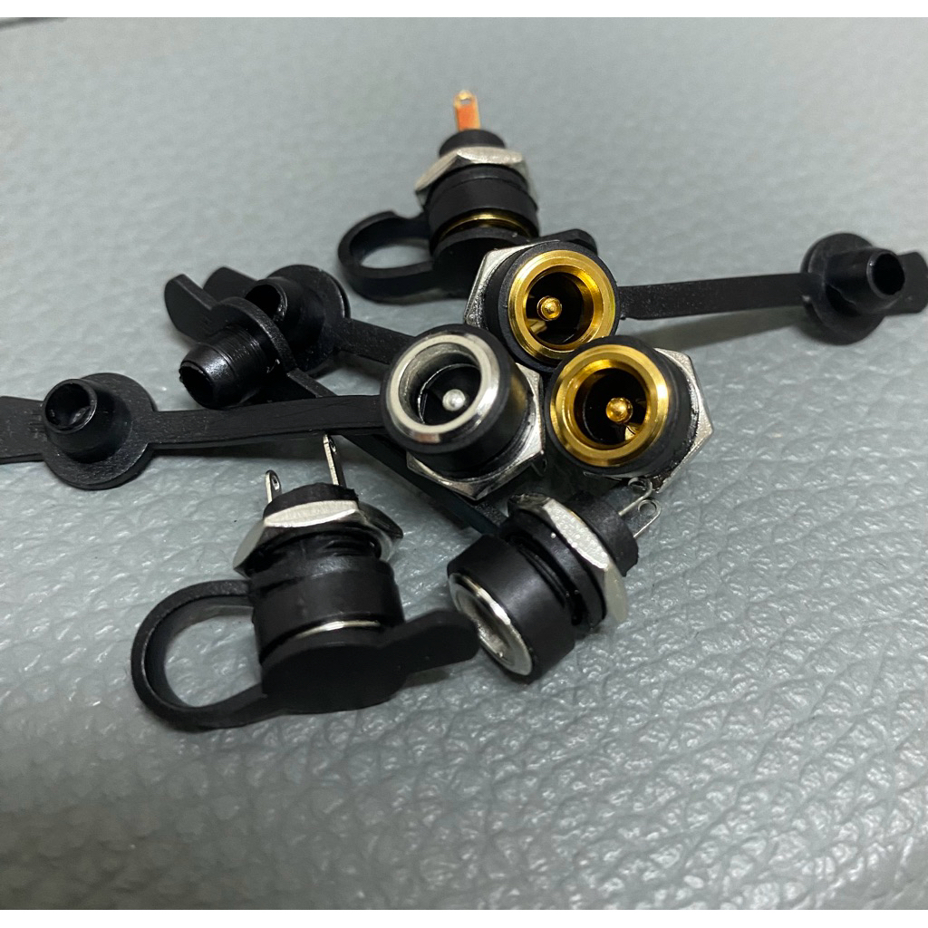 ซ็อคเก็ตDC ชาร์จ DC022B 5.5x2.1 มม. ตัวเมีย รูกลม พร้อมฝาปิดกันฝุ่น 1 Pcs.