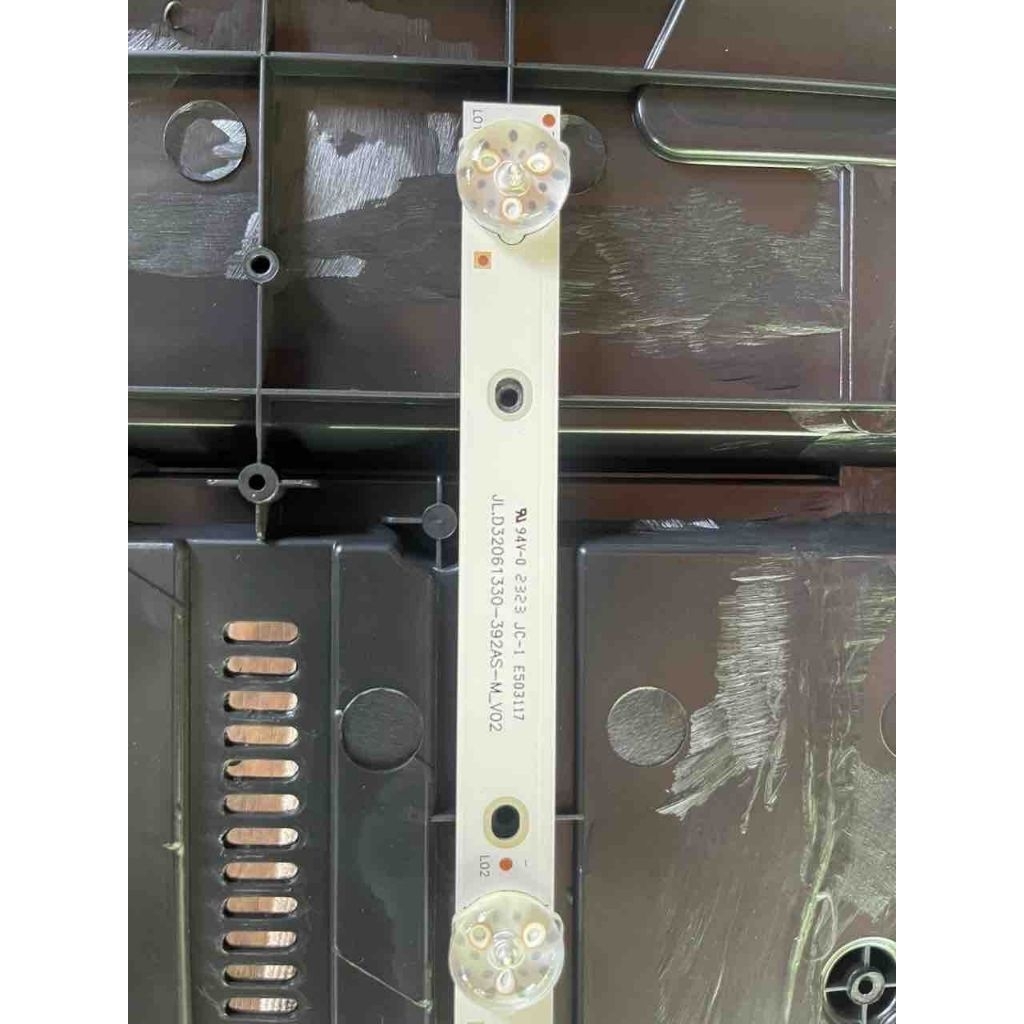 WEYON ทีวี 32 TCLG32R/KB32S2000SA แบ็คไลท์ JL.D32061330-392AS-M_V02 แถบไฟ 001HS LC320EUJ 2×6LED