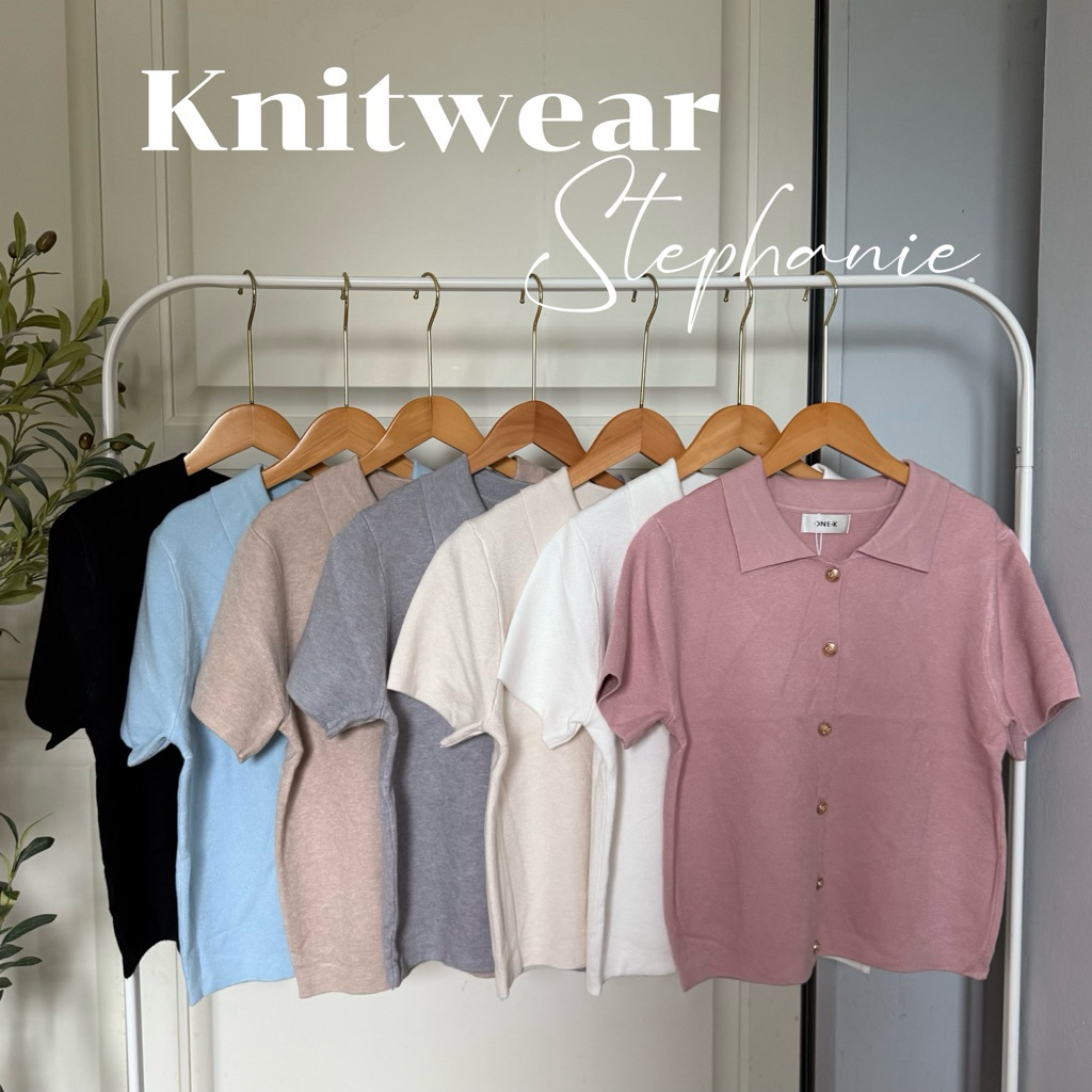 [ป้าย One K] สินค้าใหม่ ❗️ เสื้อไหมพรมทรงสวยมาก คอปก แต่งกระดุมสีทองเรียบหรูดูแพงไฮโซสุดสุด รีบด่วนก่อนหมด