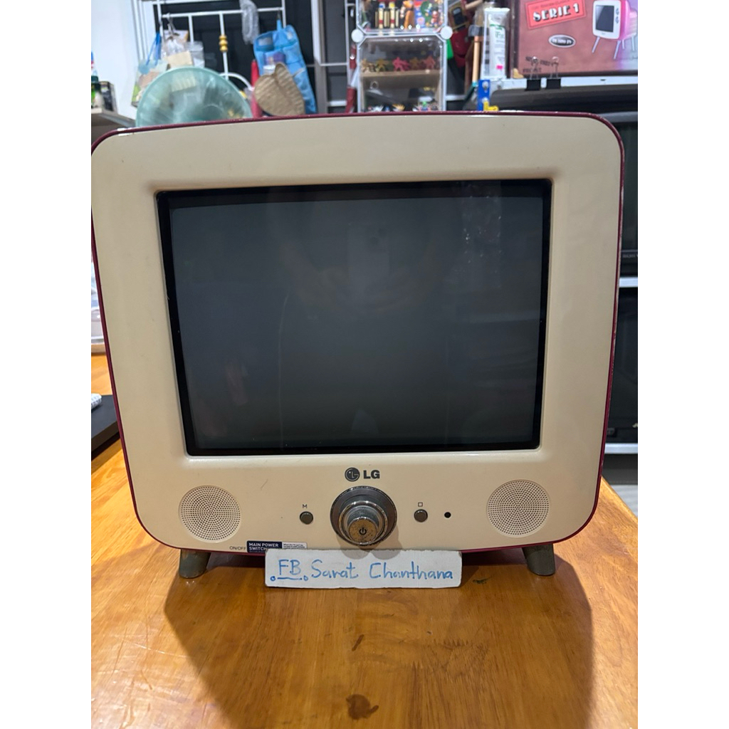 LG Retro CRT TV 14 inches Pink Color with Legs