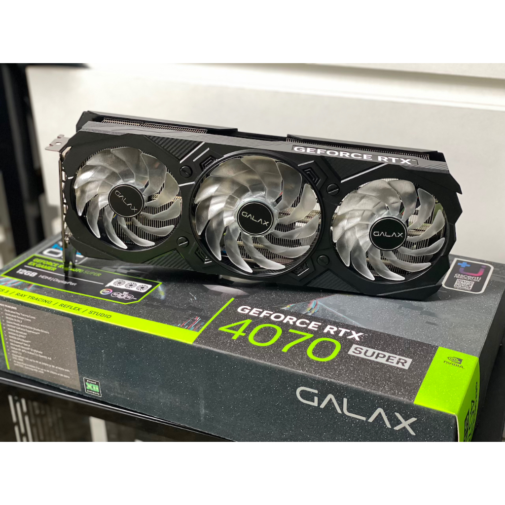 🌟การ์ดจอ GALAX GEFORCE RTX 4070 SUPER EX GAMER 1-CLICK OC - 12GB GDDR6X มือสองประกันยาวสภาพใหม่มาก✅