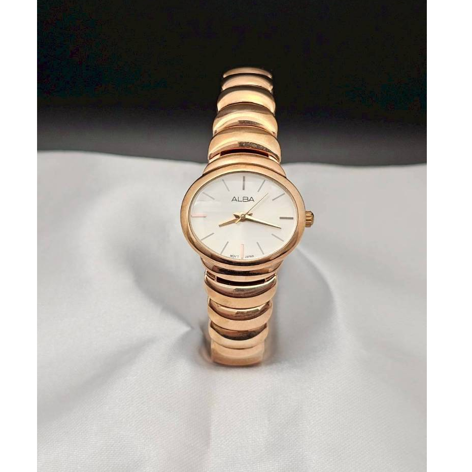 ALBA Japan นาฬิกาผู้หญิง AH8314X1  ระบบควอตซ์ สแตนเลสพิ้งโกลด์ รับประกัน 1ปี