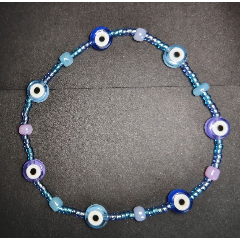 กำไล Devil eyes มีหลายขนาด