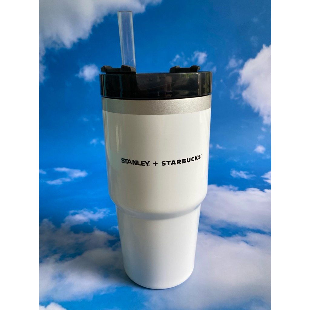 แก้วย้ำ Starbucks STANLEY 20 oz. 🇰🇷 ของแท้ มือ 1