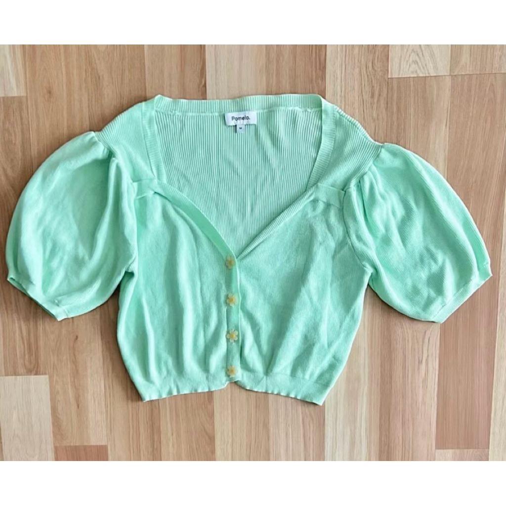 pomelo cardigan crop เขียวมิ้น