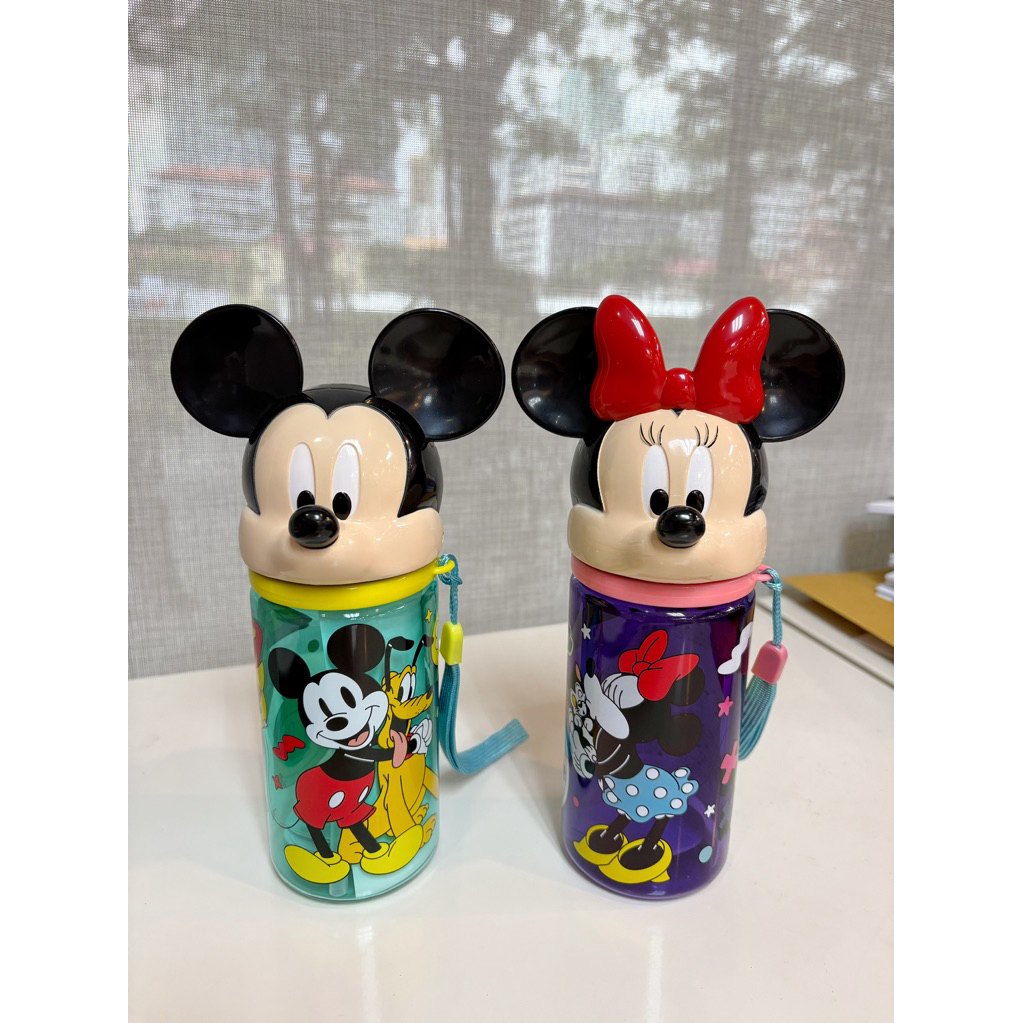 กระบอกน้ำ mickey & minnie mouse (เหลือแต่มินนี่นะคะ)