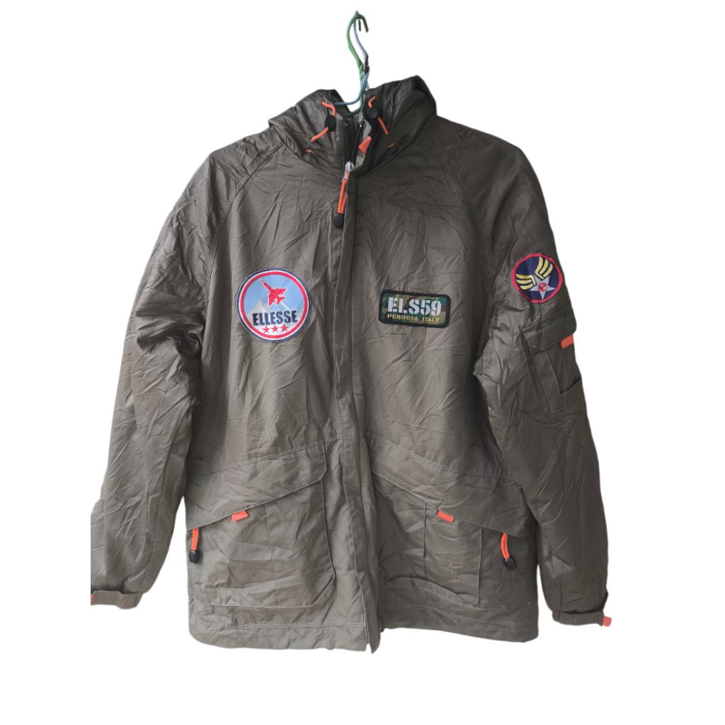 เสื้อกันหนาวมีฮูด ellesse