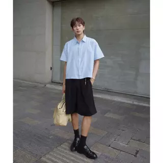 Karants เสื้อเชิ้ต Cropped Boxy, ผ้า Oxford, ตกแต่งด้วยขอบโลหะเรียบ, สำหรับผู้ชายและผู้หญิง Unisex - KR264