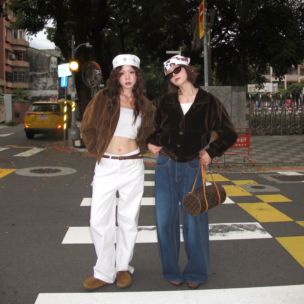 MALIMAYS – Velvet Jacket เสื้อแจ็กเก็ตกำมะหยี่