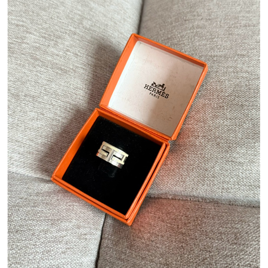 Used hermes ring size 48