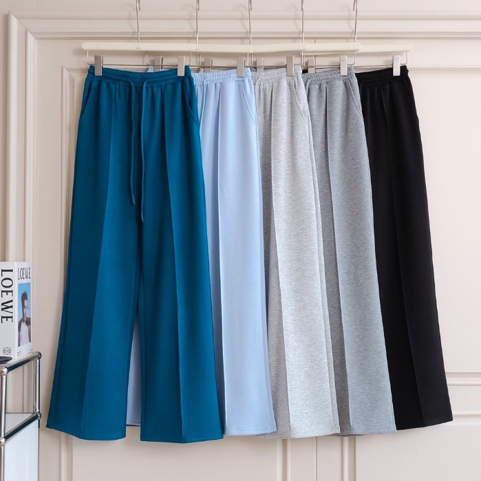 Prisana ? กางเกงวอร์ม มีน้ำหนักทิ้งตัวสวย ลื่นพริ้ว มีความเย็นในตัว ยืดเด้ง ผ้าไม่หนามาก