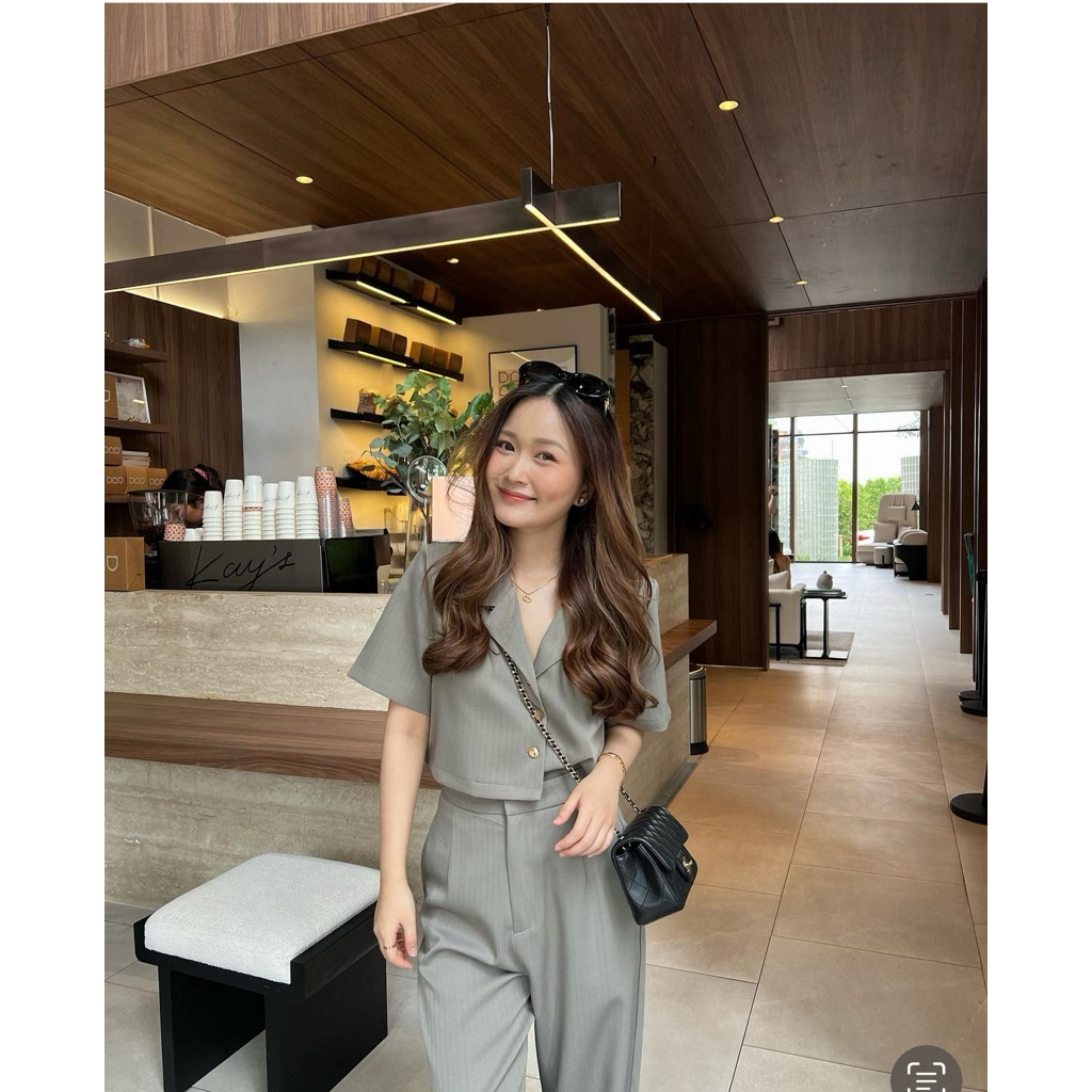 Used Riley.apparels - Hailey Top & Hailey trousers (ได้ทั้งเซ็ท)มีสีเทาและสีดำ ถุงป้ายครบ