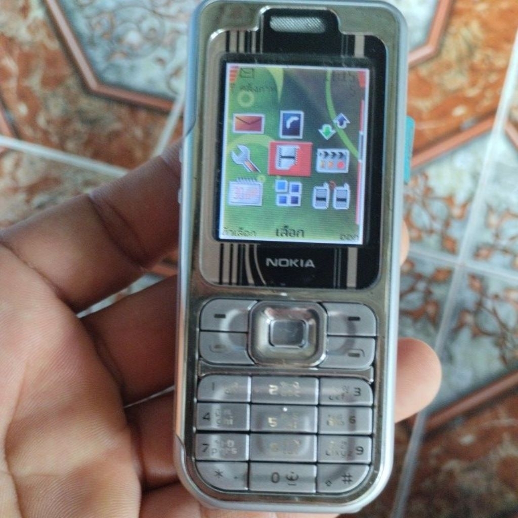 โนเกีย'7360.........