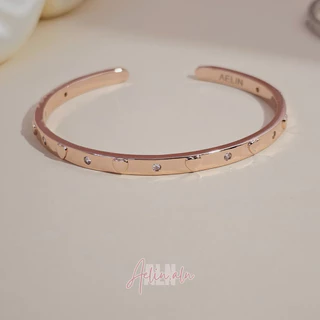Luv Bangle - กำไลข้อมือ ประดับหัวใจนูน มี 3 สี (#BG9-02) แพ้ง่ายใส่ได้ค่ะ