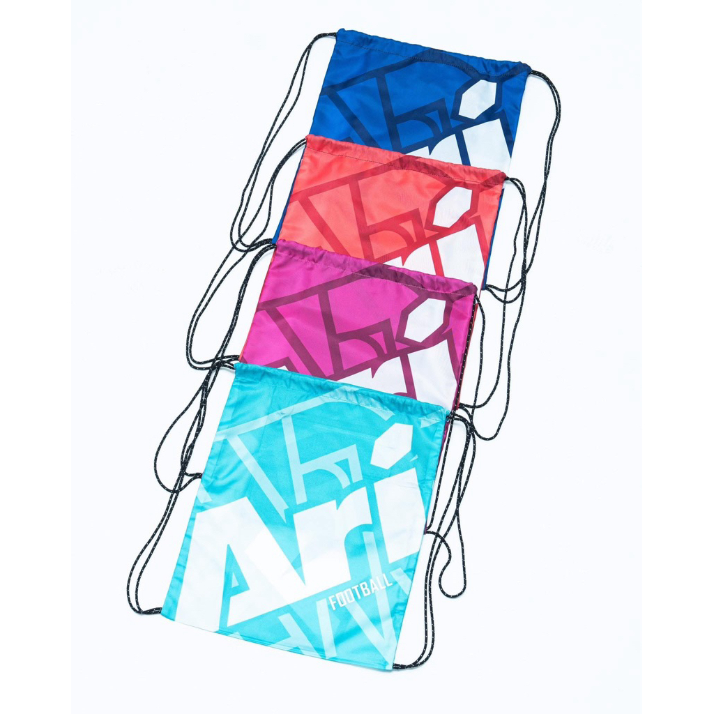 ARI ESSENTIAL URBAN TYPO GYMSACK กระเป๋าใส่รองเท้าเชือกรูดอาริ พร้อมส่งแท้