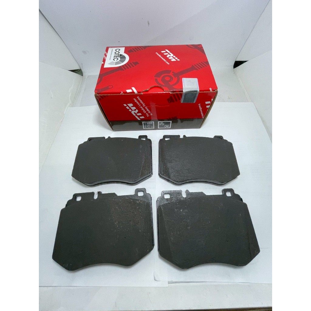 ผ้าเบรคหน้า ผ้าเบรกหน้า Benz W205 ยี่ห้อ TRW GDB2081