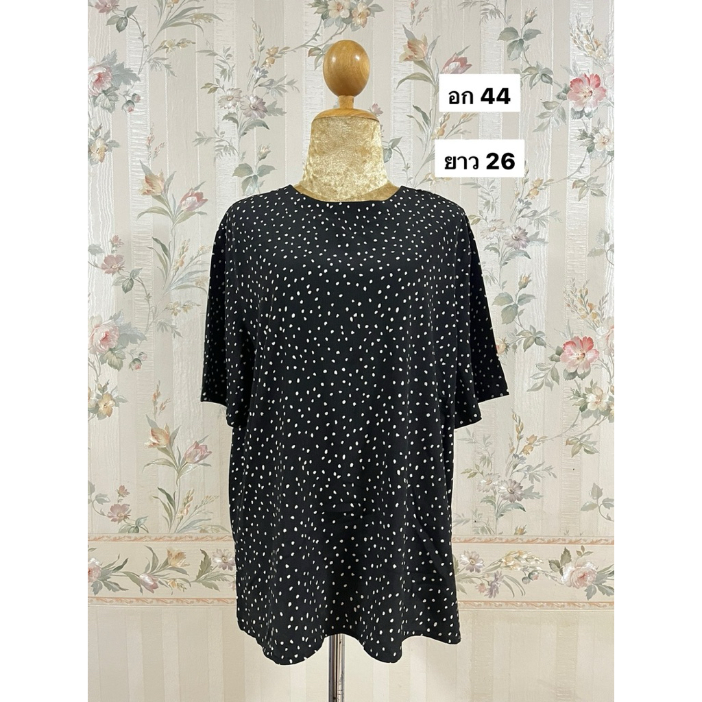 ป้าย Alfred dunner เสื้อเชิ้ตลายจุดสีดำขาว มือสอง