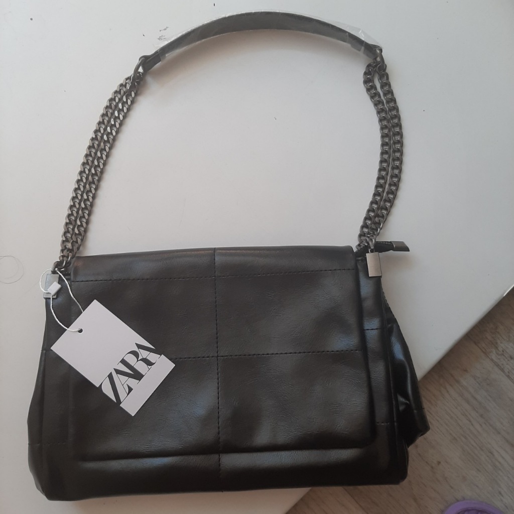 Zara กระเป๋าสะพายไหล่ผู้หญิง สไตล์แฟชั่นแถมฟรีถุงกระดาษ(ZARA333)