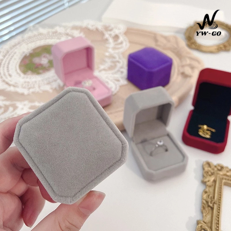 กล่องใส่แหวนผ้าสักหลาด กล่องแหวน สามารถเก็บแหวน ต่างหู และเครื่องประดับอื่นๆ (พร้อมส่งค่ะ) G3333