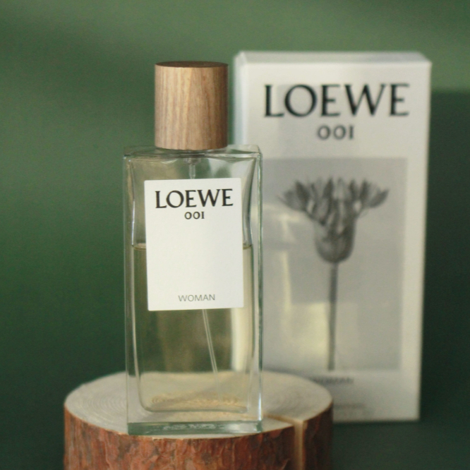Loewe 001 Woman EDP 100ML น้ำหอมผู้หญิง น้ำหอมกลิ่นดอกไม้ตะวันออก เตรียมการจัดส่ง