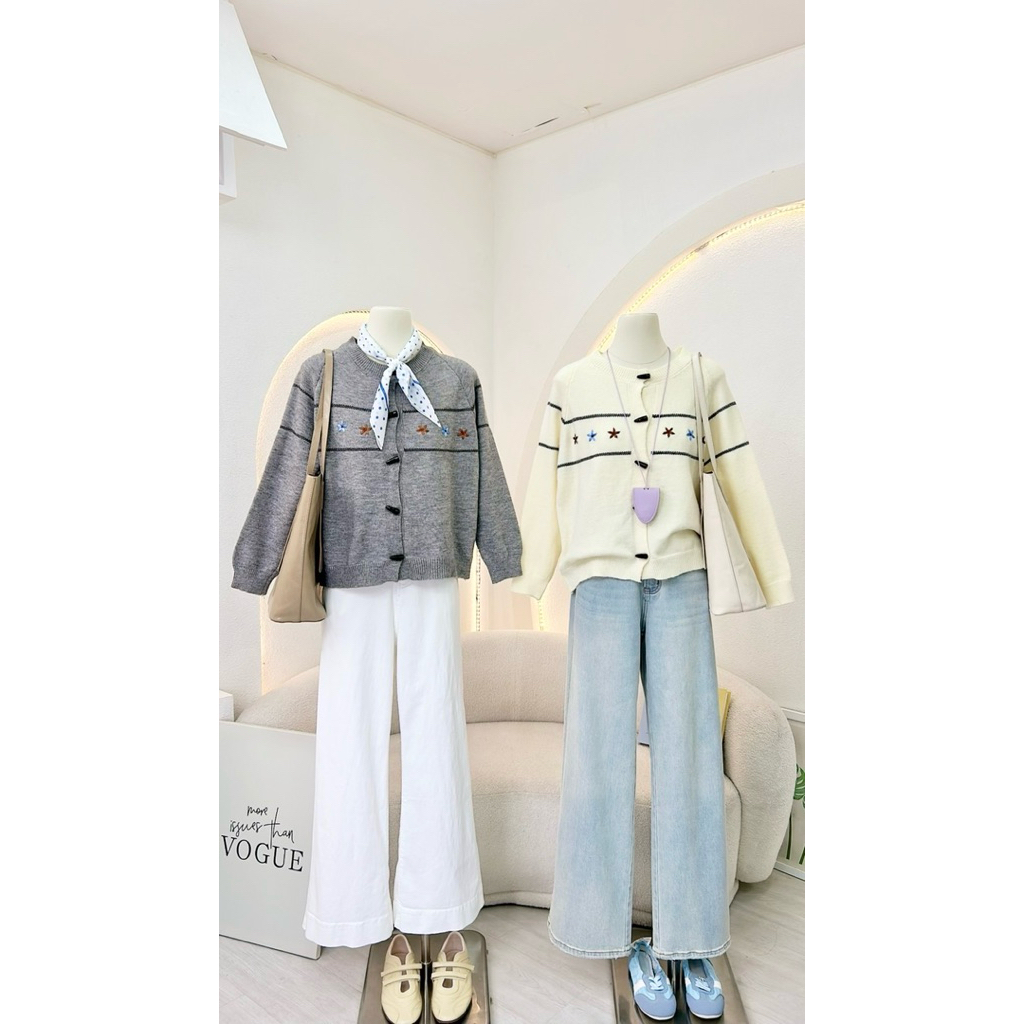 ป้าย WA YA ไหมพรมแขนยาว ปักดอกไม้ กระดุมไม้ น่ารักๆ