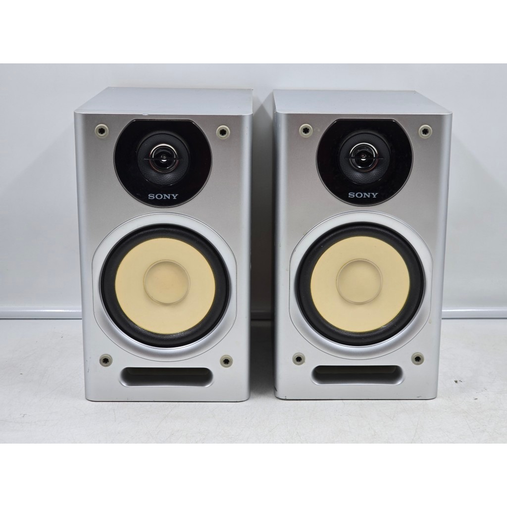 BF57 ลำโพงญี่ปุ่นมือสอง 1 คู่ (924-983) SONY SS-D500HD 8 โอห์ม Woofer 4 นิ้ว Size ตู้ 14.5x20.5x25CM