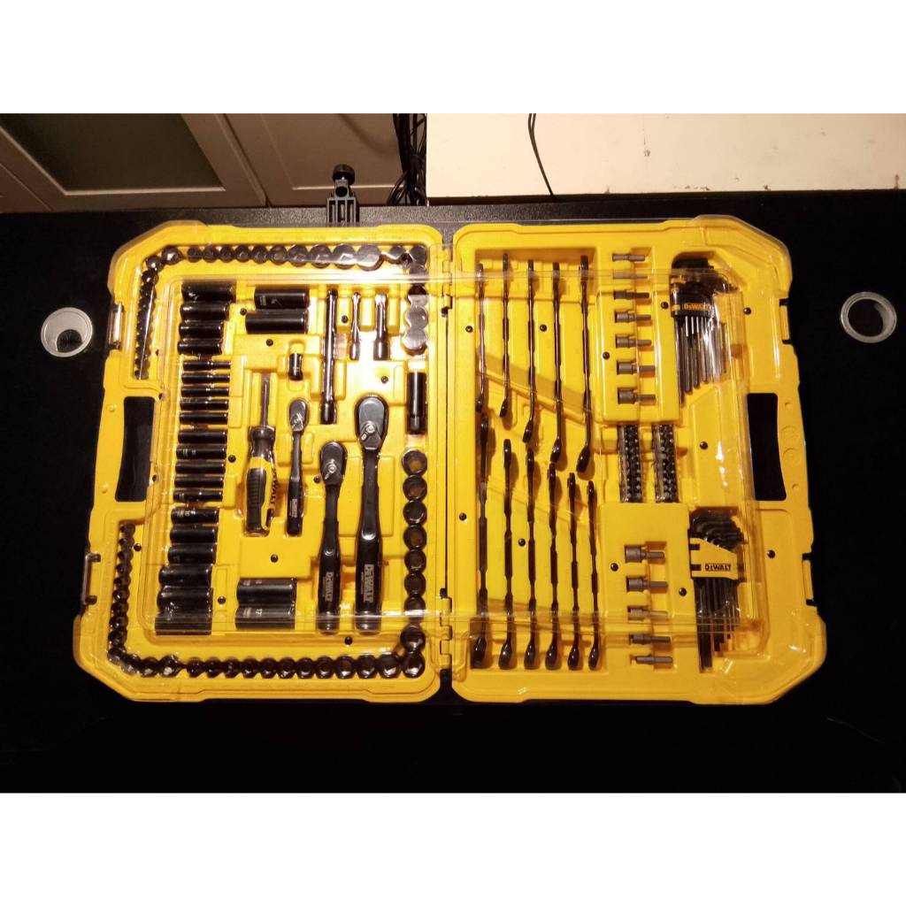 Dewalt เครื่องมือชุดบล็อก 184 ชิ้น