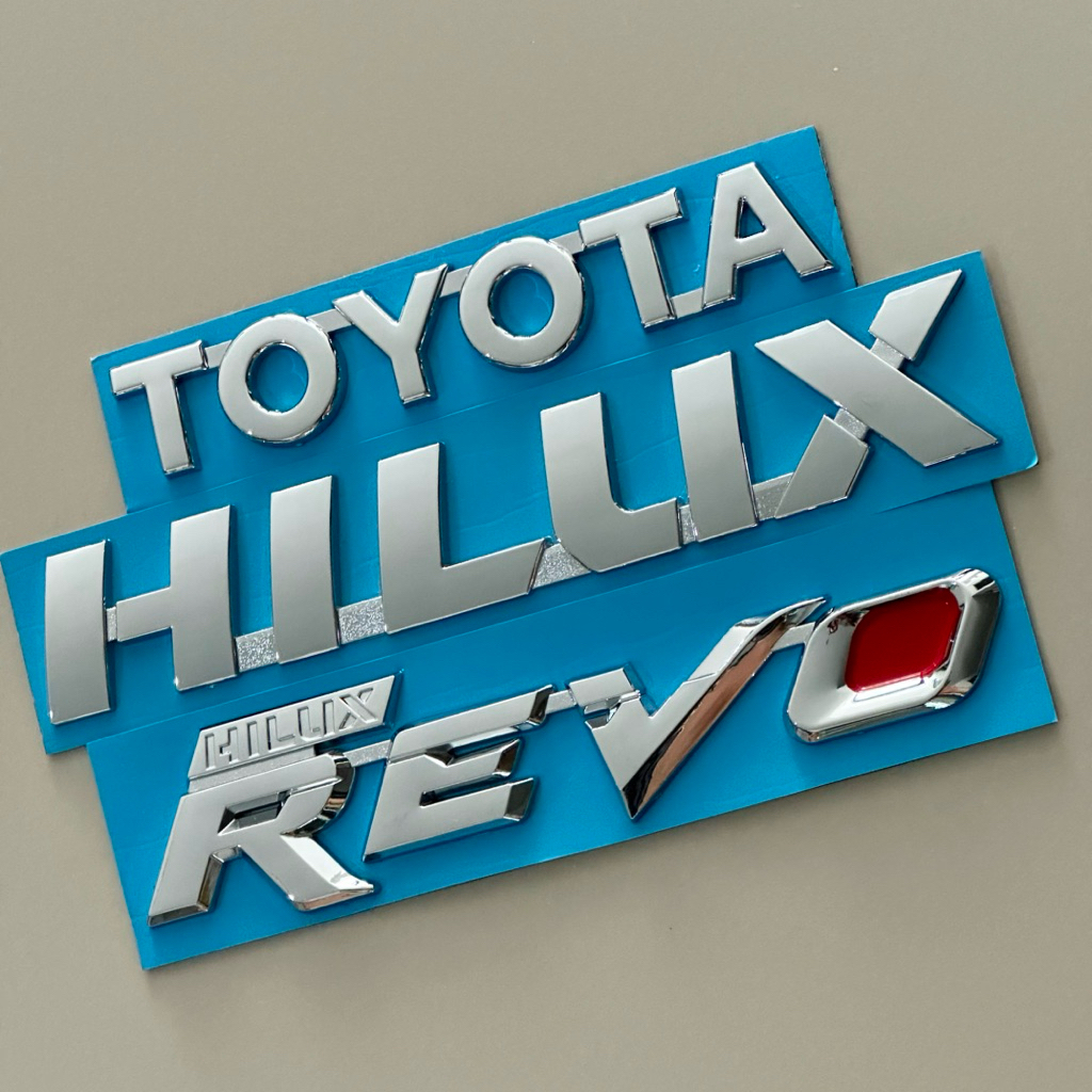 โลโก้ TOYOTA HILUX REVO ตัวหนังสือฝาท้าย (จำนวน 3 ชิ้น)