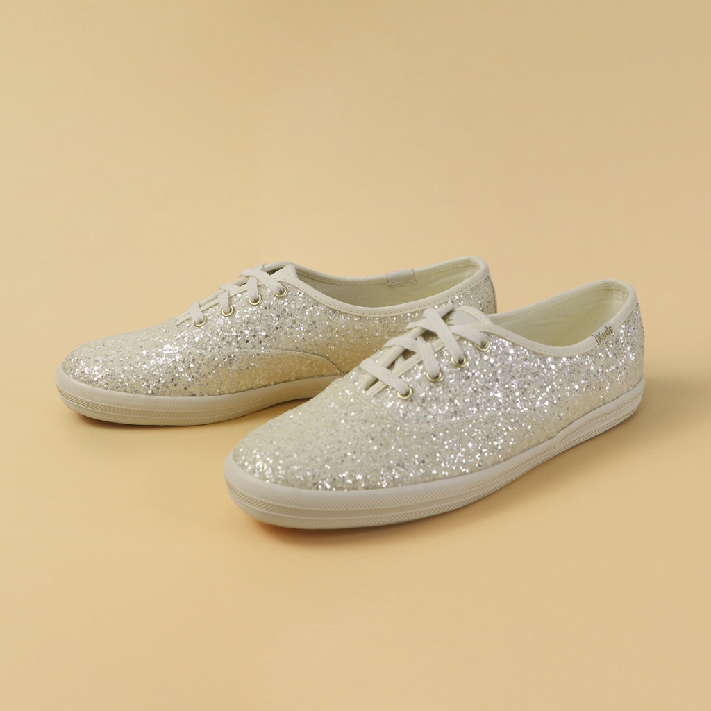KEDS รองเท้าผ้าใบ แบบผูกเชือก รุ่น CHAMPION GLITTER CELEBRATION สีครีม ( WF66848 ) - รูปที่ 6